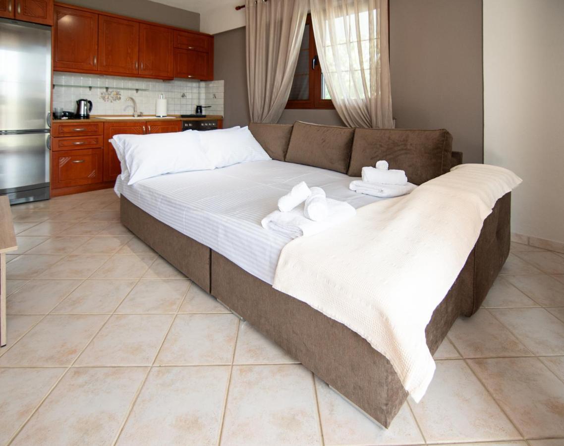 Theoni's With Garden And Sea View * Alexandroupoli